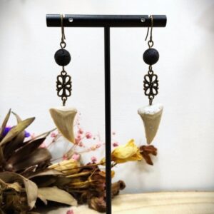 Earrings with lava stone and shark teeth