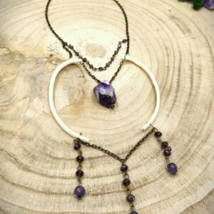 Statement necklace bones and amethyst